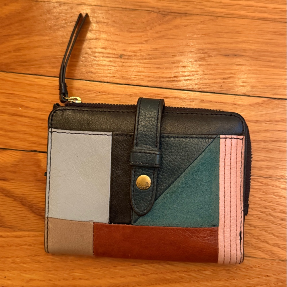 Fossil Patchwork Wallet - image 1